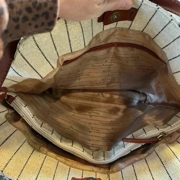 Tommy Bahama paradise flower linen and leather embroidered tote - Picture 7 of 8